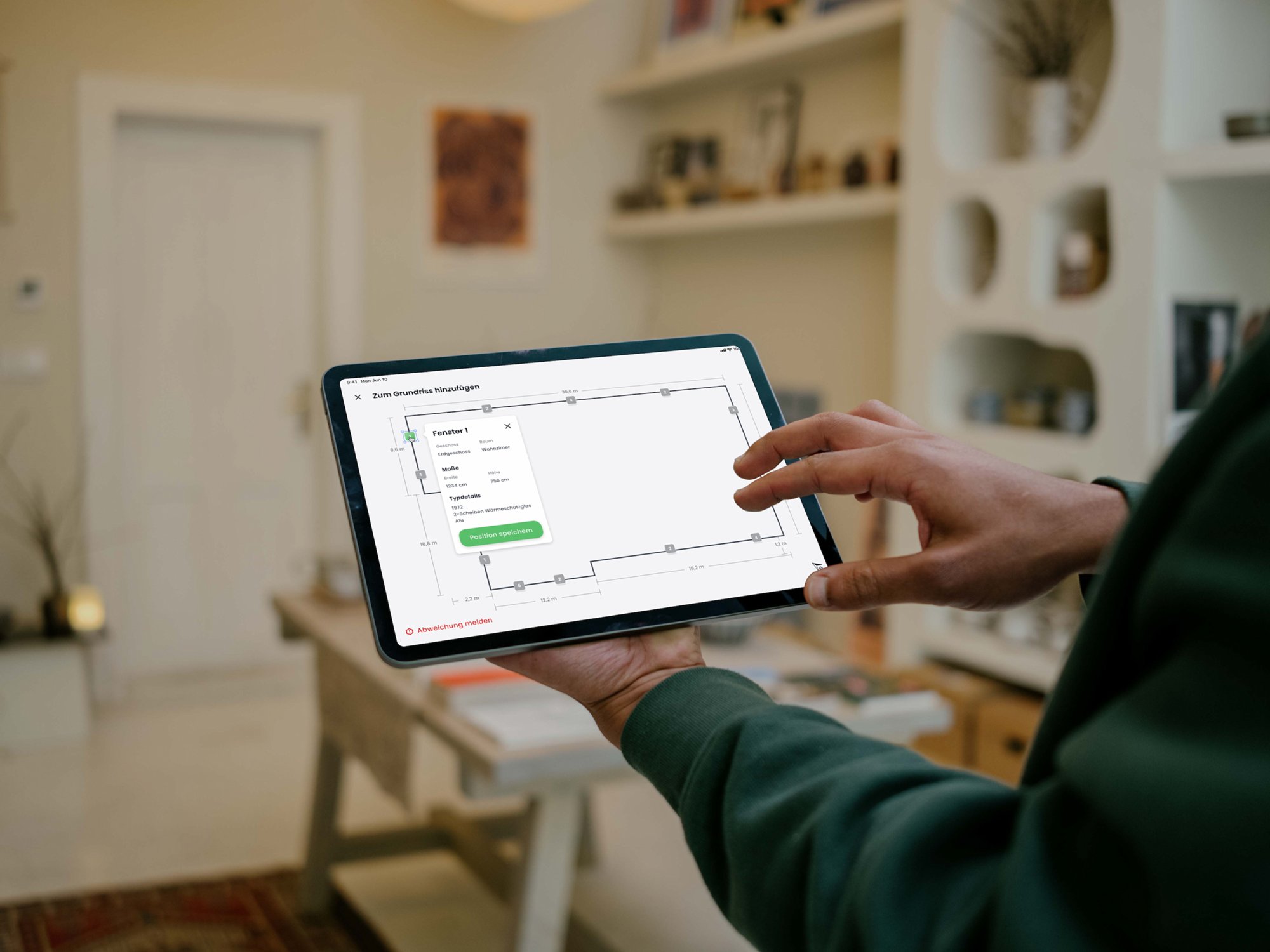 Advisor placing window on 2D floor plan
